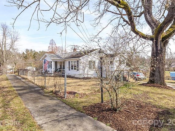 3rd image of 360 Stepp Ave