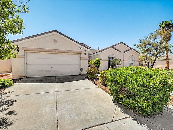 3rd image of 967 Cardelina Ln