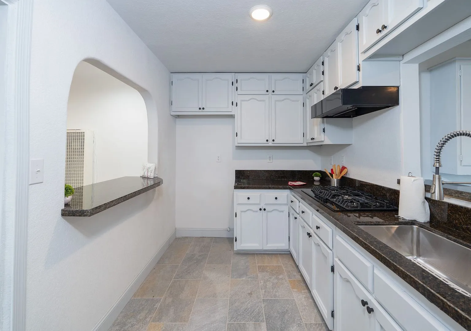 822Wind — Photo 1