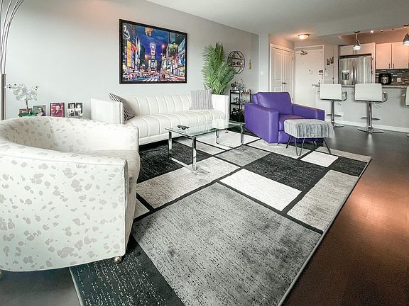 3rd image of 3600 N Lake Shore Dr APT 615