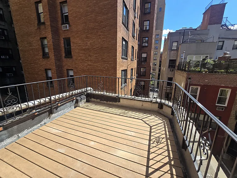 304 W 76th St #4D — Photo 4