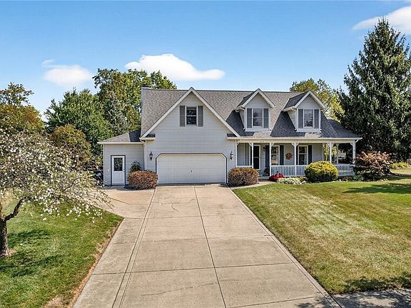 3rd image of 4075 Sterling Station Dr