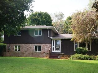 881 Roswell Rd NW, Carrollton, OH 44615