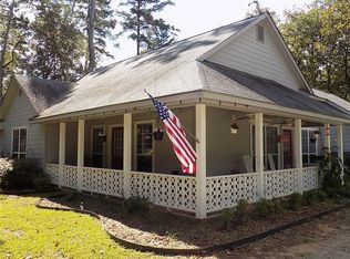 201 Drifting Cloud, Holly Lake Ranch, TX 75765