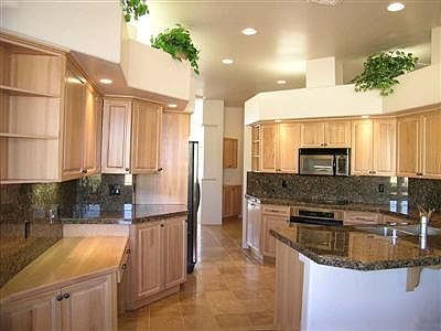 4th image of 866 W Bradford Canyon Pl