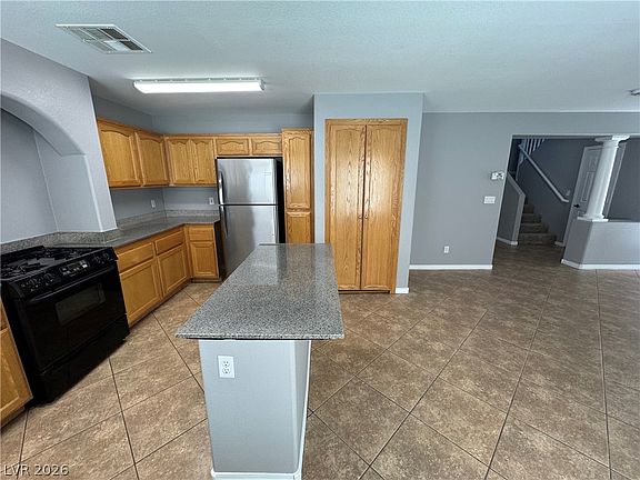 5th image of 7267 Phlox Rd