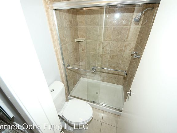 3rd image of 418 Pier Ave APT 101