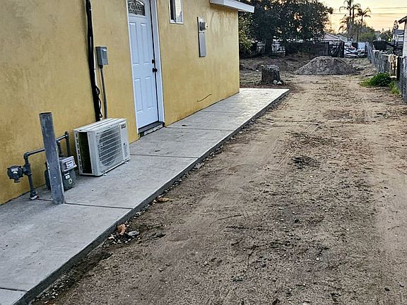 2nd image of 8062 Sunnyside Ave
