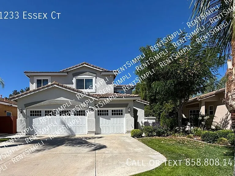 41233 Essex Ct — Photo 1
