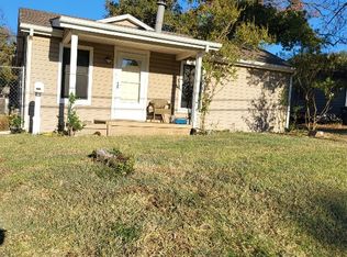 729 Winnie St, Fort Worth, TX 76112