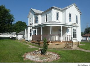 247 N Wood St, Maroa, IL 61756