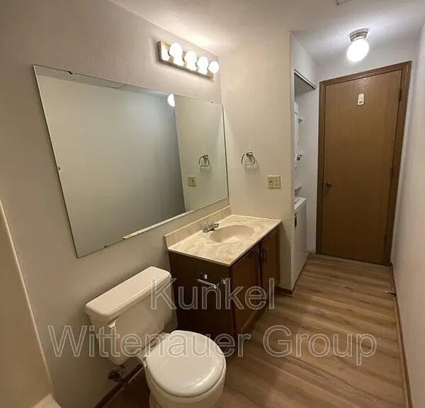 225 Eagle Rdg — Photo 11