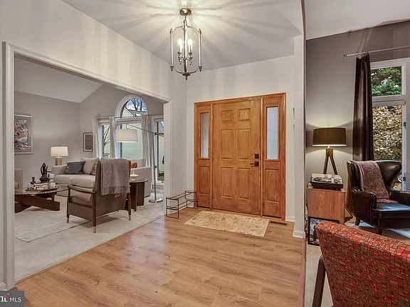 4th image of 3009 Martin Meadows Ct
