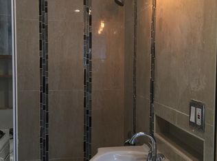 2825 S Archer Ave, Chicago, IL 60608