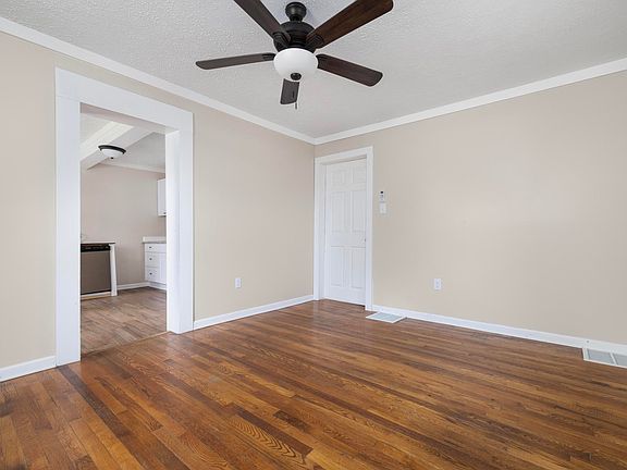 4th image of 820 Florida Ave #1