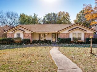1621 Dorset Dr, Colleyville, TX 76034