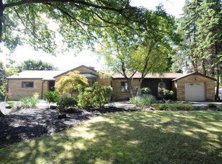 1499 Coraopolis Heights Rd, Coraopolis, PA 15108
