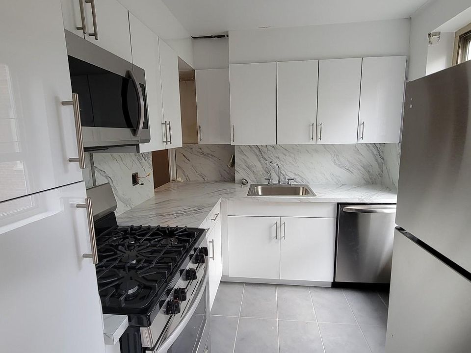 1st image of 194 25th Ave #2
