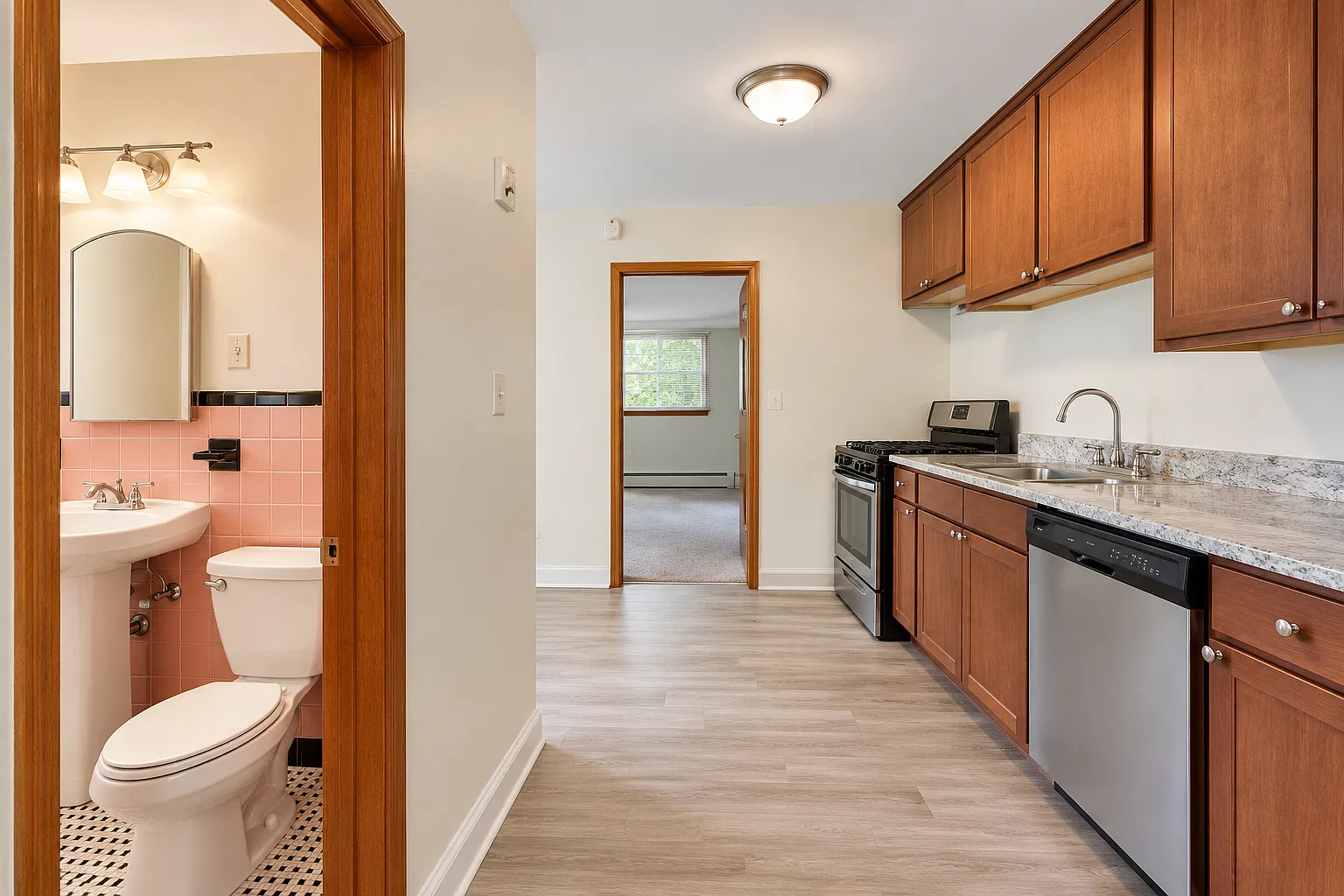 1 bed, $1,059 — Photo 3