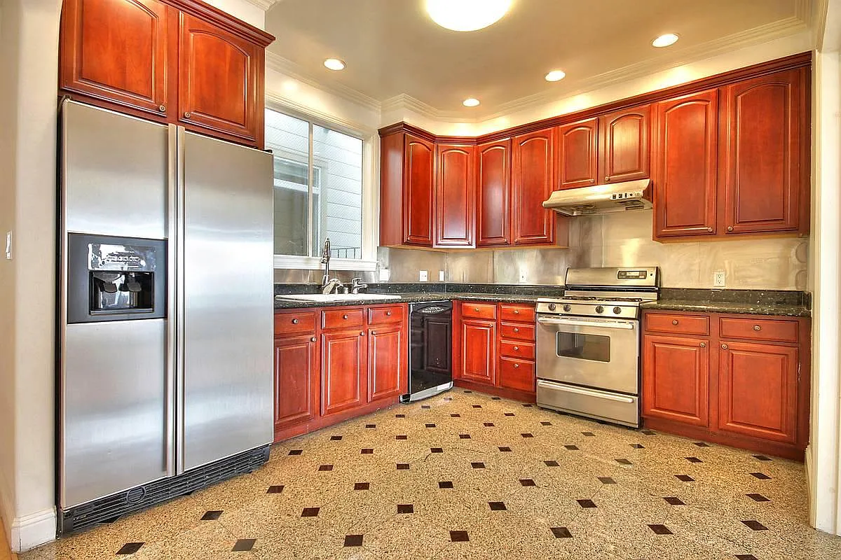3 bed, 1600 sqft, $4,650 — Photo 4
