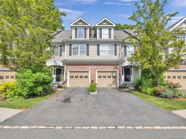 104 Goodwin Circle #104, Hartford, CT 06105