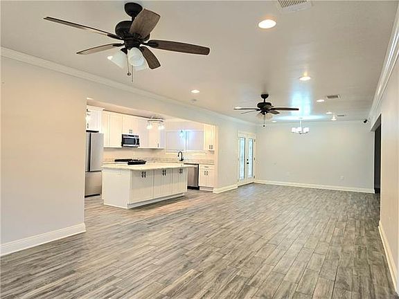 5th image of 816 Bonnabel Blvd