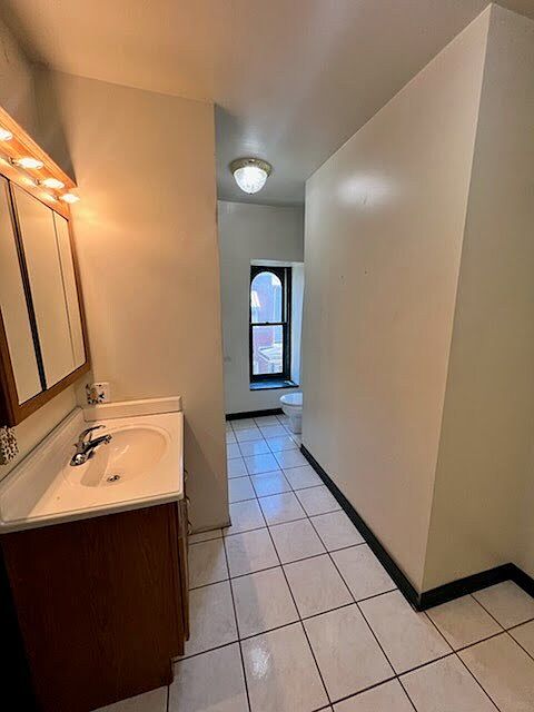 1st image of 761 W 3rd St #17591740