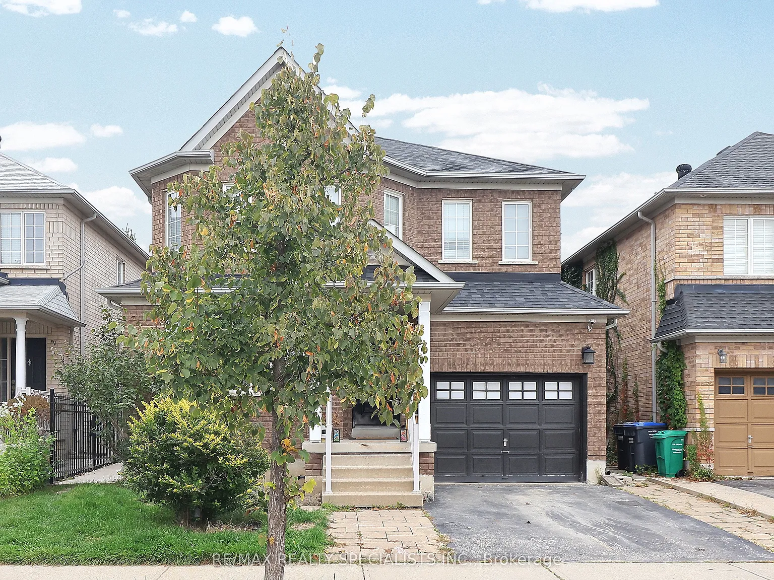 2 bed, $1,900 — Photo 2