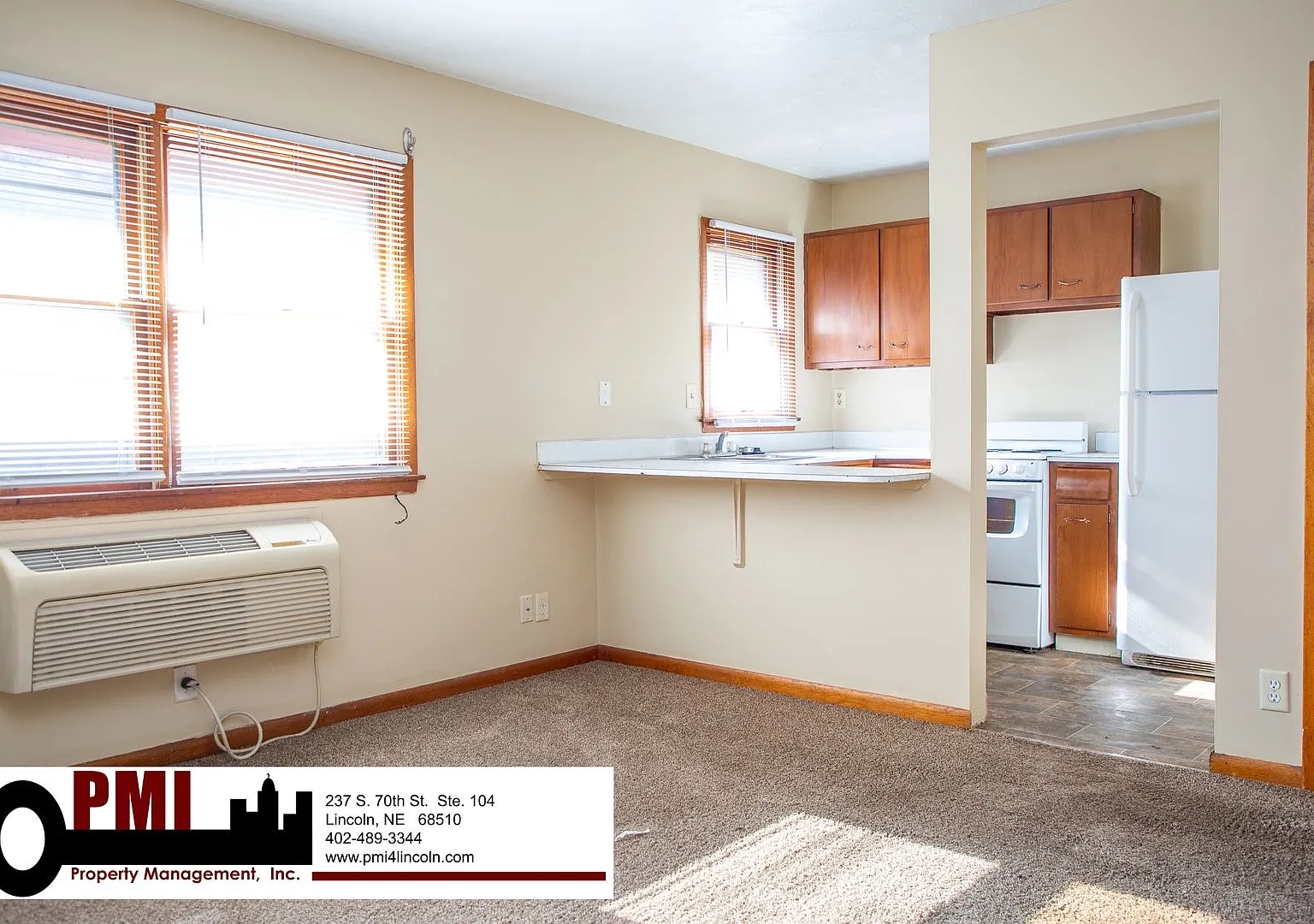 1329 F St — Photo 1
