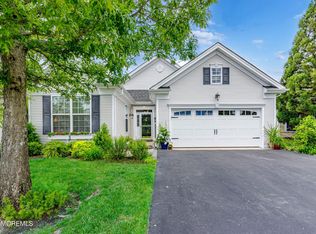 19 Balmoral Dr, Jackson, NJ 08527