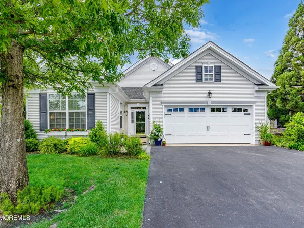 19 Balmoral Drive, Jackson, NJ 08527