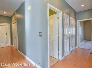 1423 W Westwind Ct, Bloomington, IN 47403