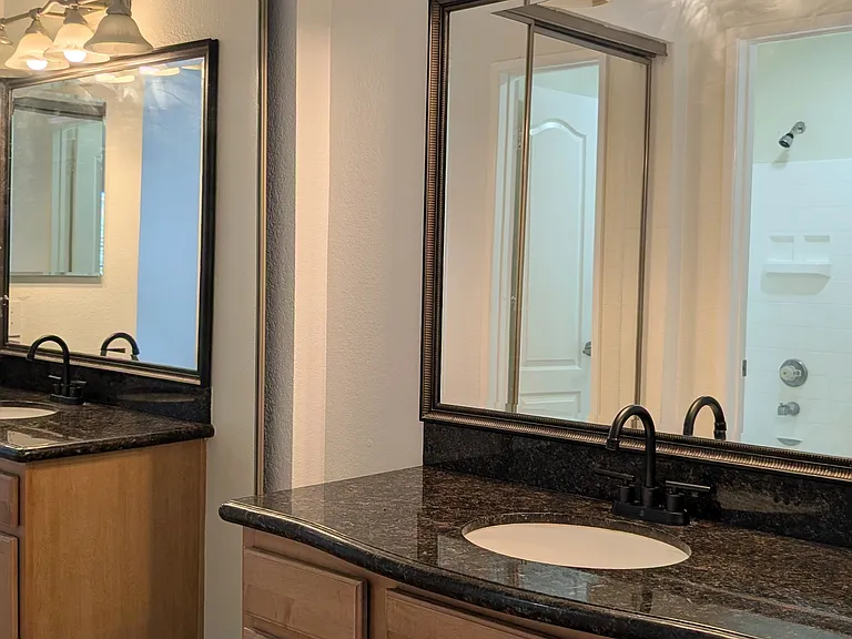 Bathroom vanity