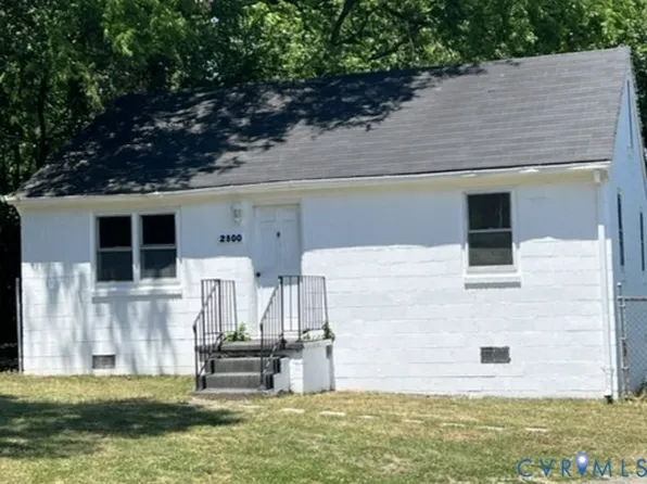 2800 Milhorn St, South Chesterfield, VA 23834