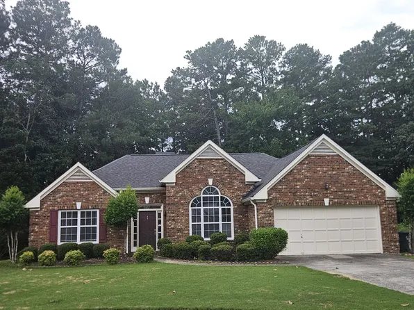 422 Antler Ln, Suwanee, GA 30024