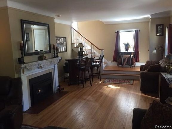4th image of 235 Emmons Blvd