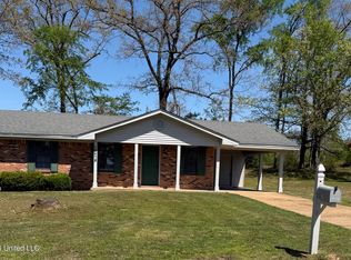 10478 French Fort Dr, Olive Branch, MS 38654