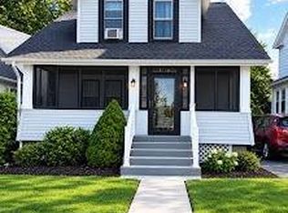 11 Mack Rd, Poughkeepsie, NY 12603
