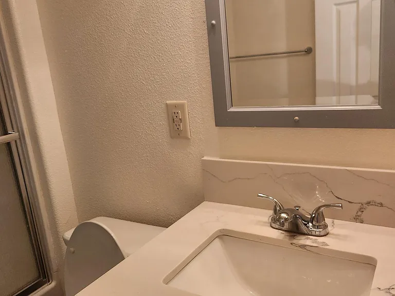 10567 Ohio St — Photo 14