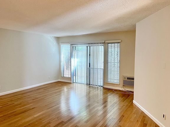 4th image of 4441 Ponca Ave APT C