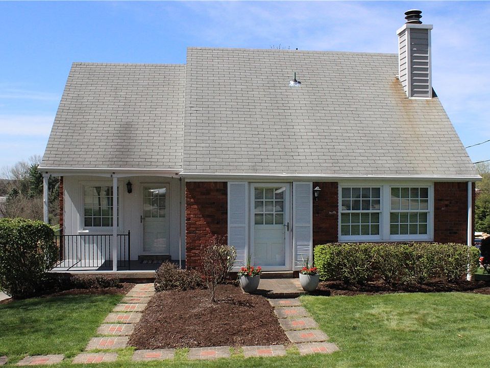 1st image of 2719 Sapling Dr