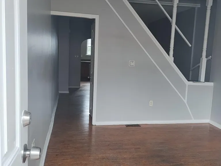 1160 Washington Blvd — Photo 12