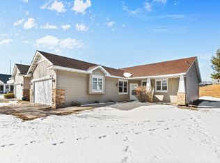 6555 Riverwood Ln, Brooklyn Center, MN 55430