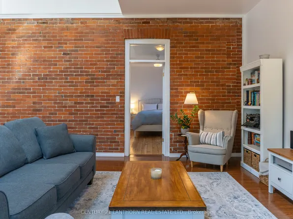 128 Picton Main St, Prince Edward County, ON K0K 2T0