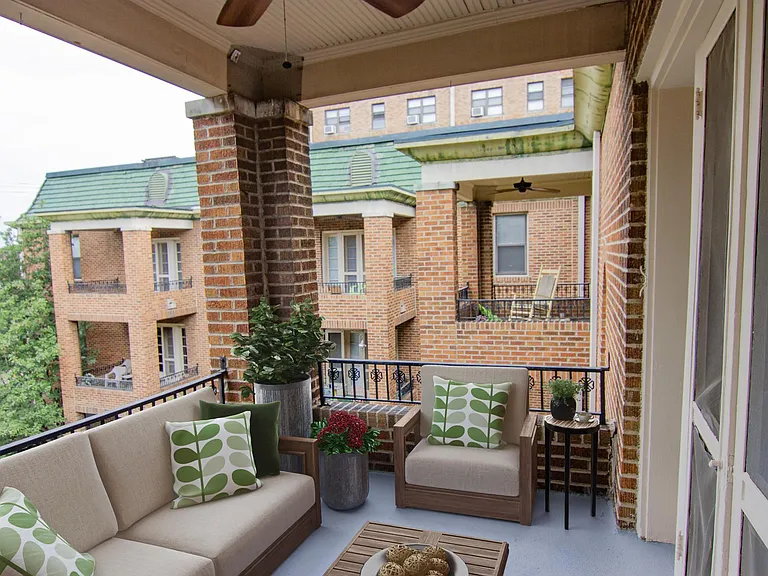 The Gilmore Apartments — Photo 50
