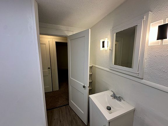 2nd image of 1036 Clay St #1036