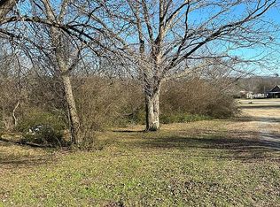 4810 Bushyhead St, Tahlequah, OK 74464