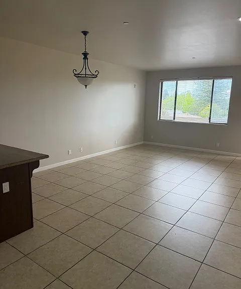 755 Farmers Ln — Photo 6