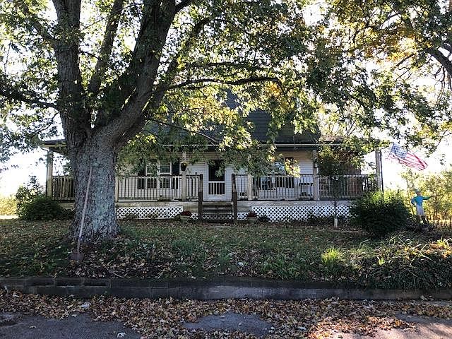 1st image of 498 Sims Rd