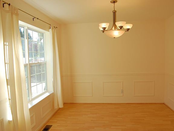 3rd image of 26118 121st Street Ct E